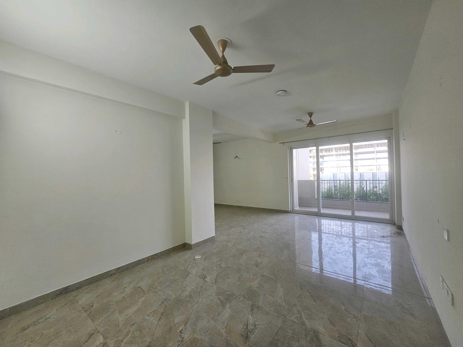 759482870O-1778757535666 4+1 BHK Flat For Rent in UPTOWN SKYLLA pr7 Airport Road Zirakpur