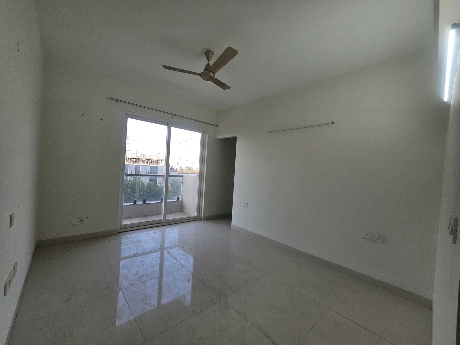 759486708O-1778757782658 4+1 BHK Flat For Rent in UPTOWN SKYLLA pr7 Airport Road Zirakpur