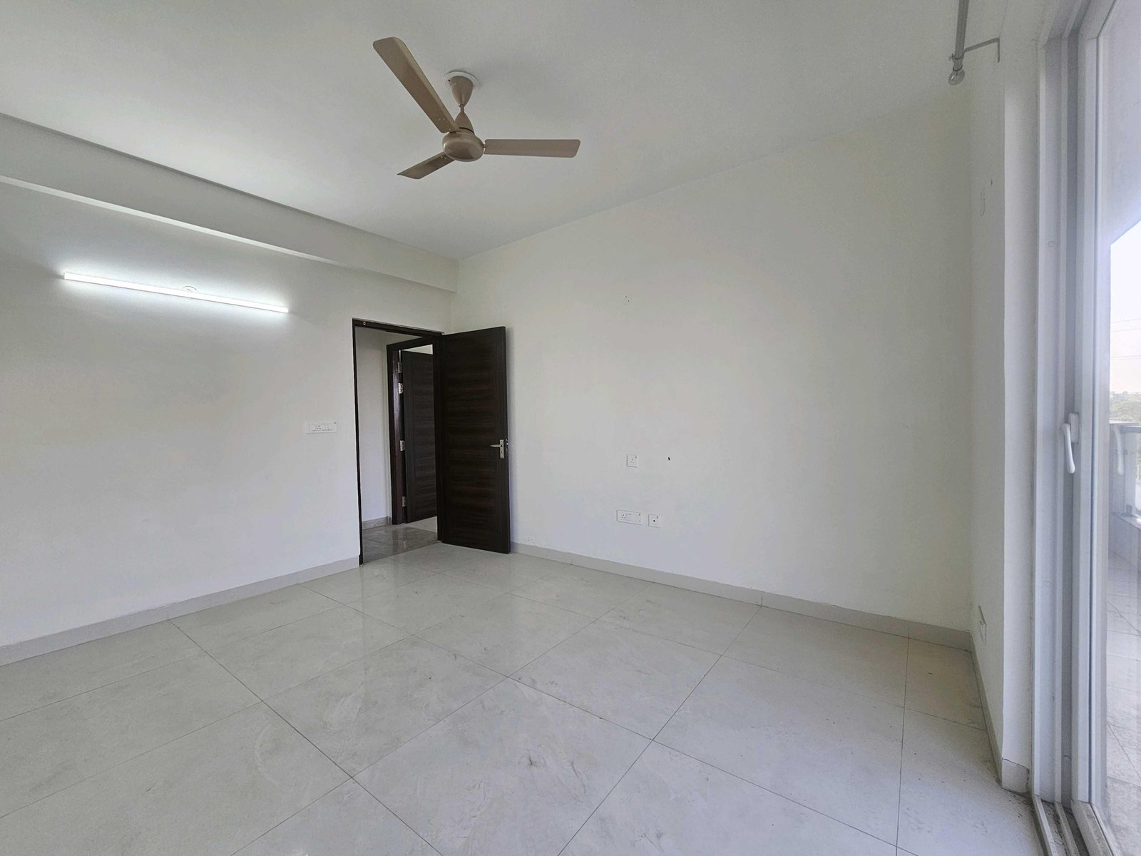 759486836O-1778757795914 4+1 BHK Flat For Rent in UPTOWN SKYLLA pr7 Airport Road Zirakpur