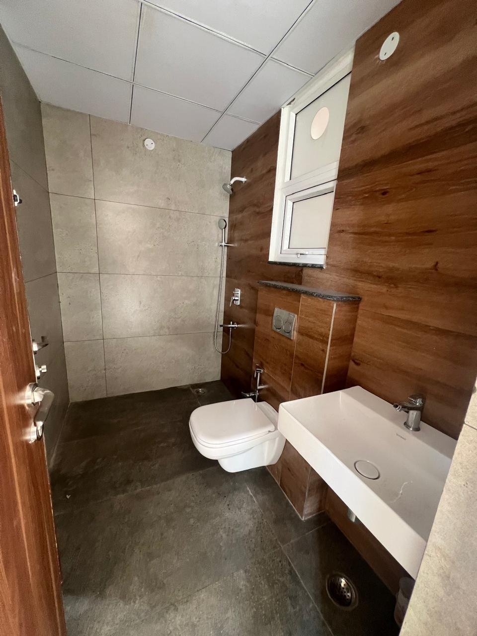 771940682O-1780637960093 4+1 BHK Flat For Rent in UPTOWN SKYLLA pr7 Airport Road Zirakpur