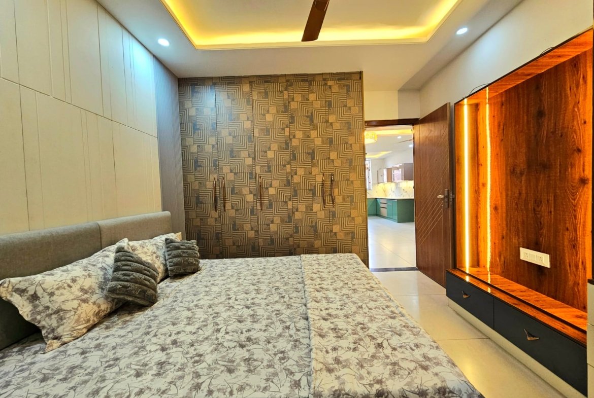 3 BHK Flat For Sale In Highground Road Zirakpur [Ready To Move In]