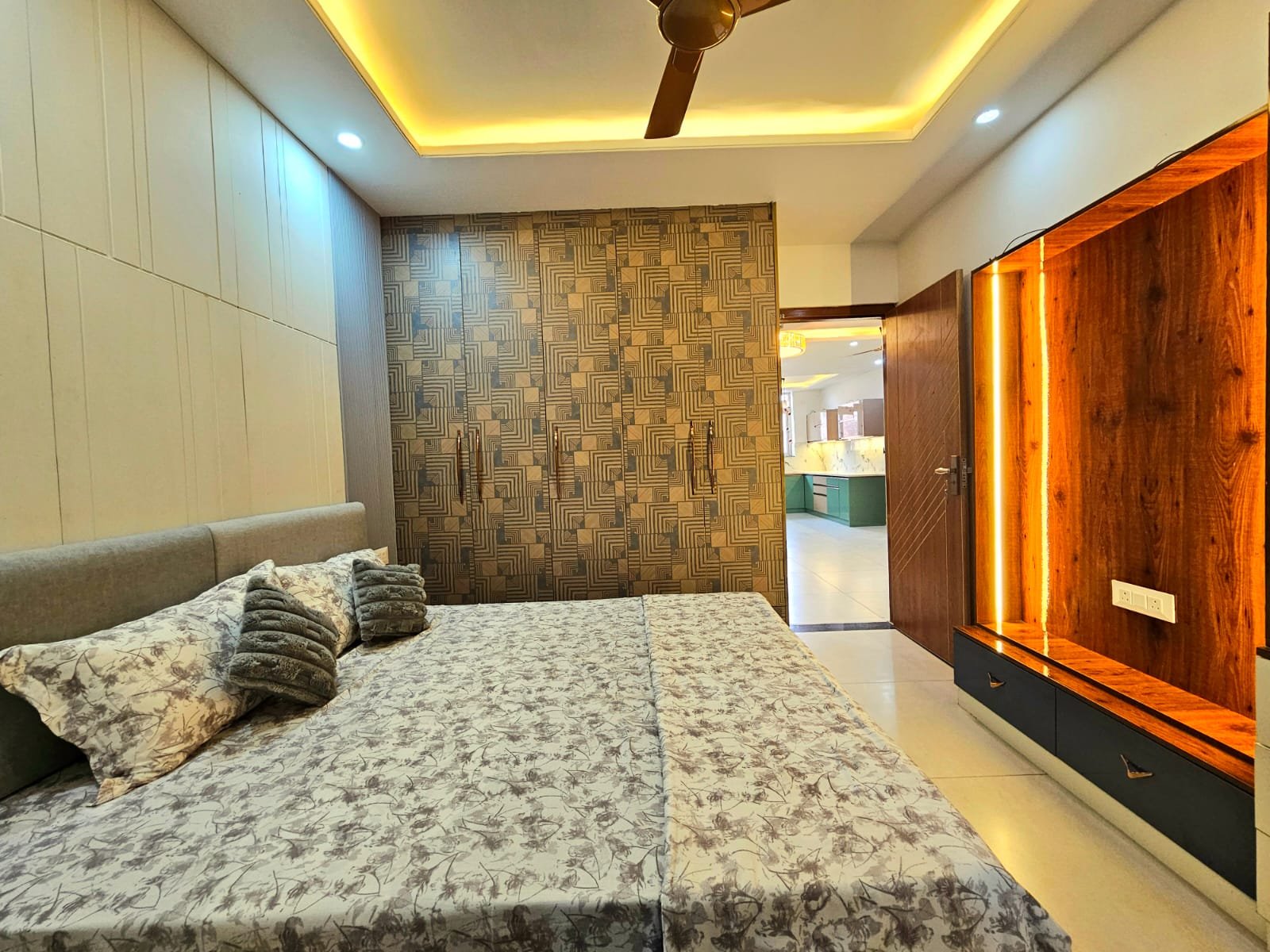 3 BHK Flat For Sale In Highground Road Zirakpur [Ready To Move In]