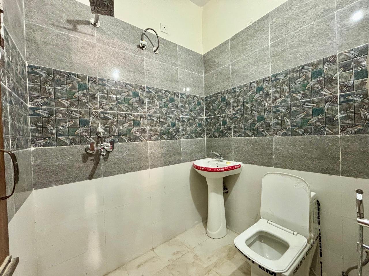 WhatsApp Image 2026-05-21 at 6.34.44 AM 2 BHK Ready To Move Flat In Kharar-Landra Highway Sec-115 Mohali