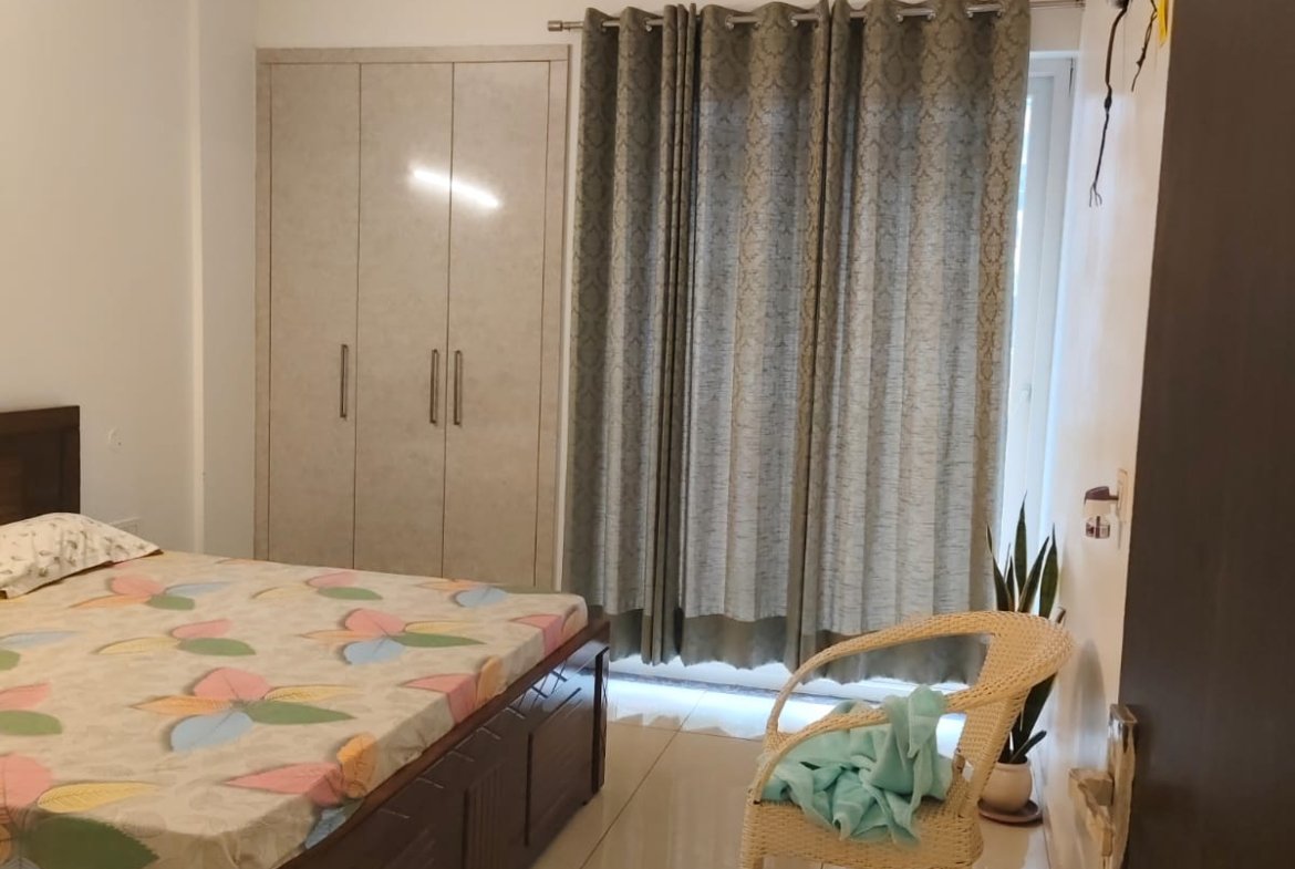 3 BHK Ready To Move Flat For Sale In Chd-Ambala Highway Nagla Road , Zirakpur