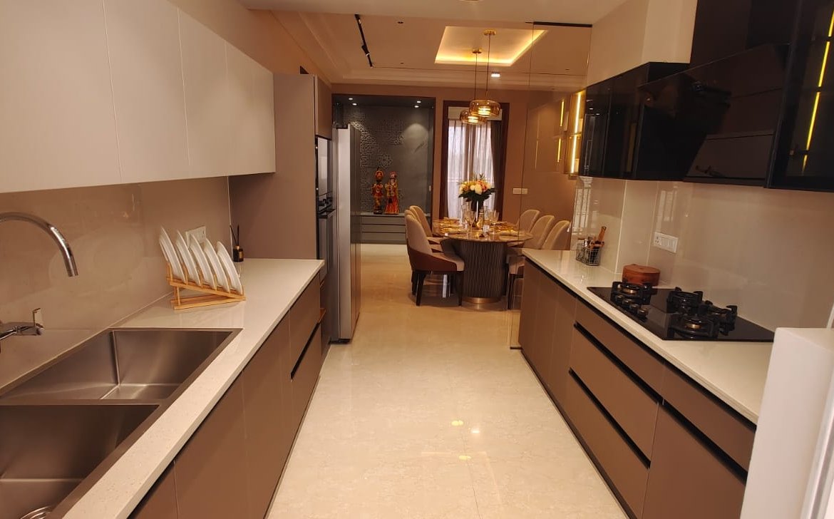 3 BHK Luxury Flat For Sale in PR 7 Airport Road [Ready To Move In]