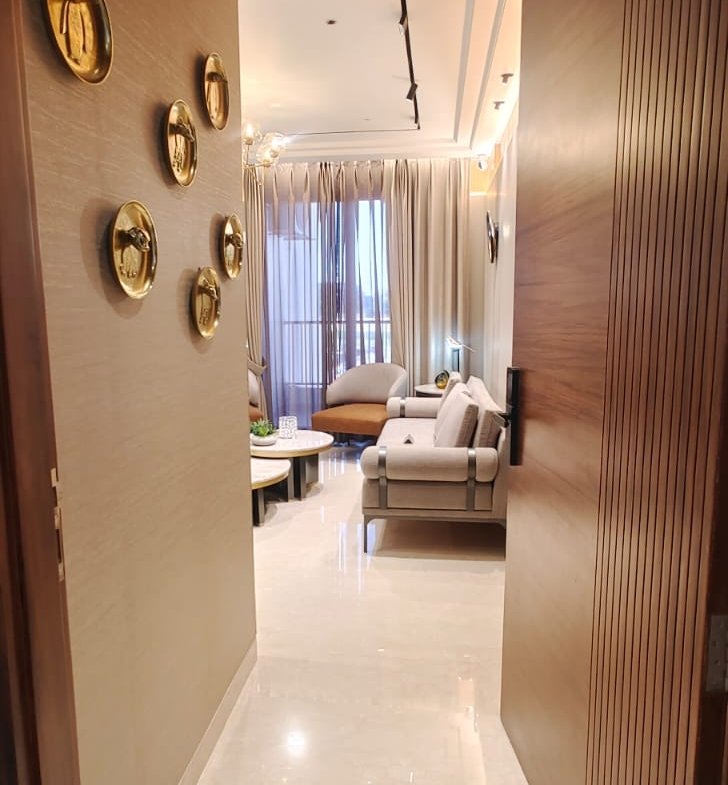 3 BHK Luxury Flat For Sale in PR 7 Airport Road [Ready To Move In]
