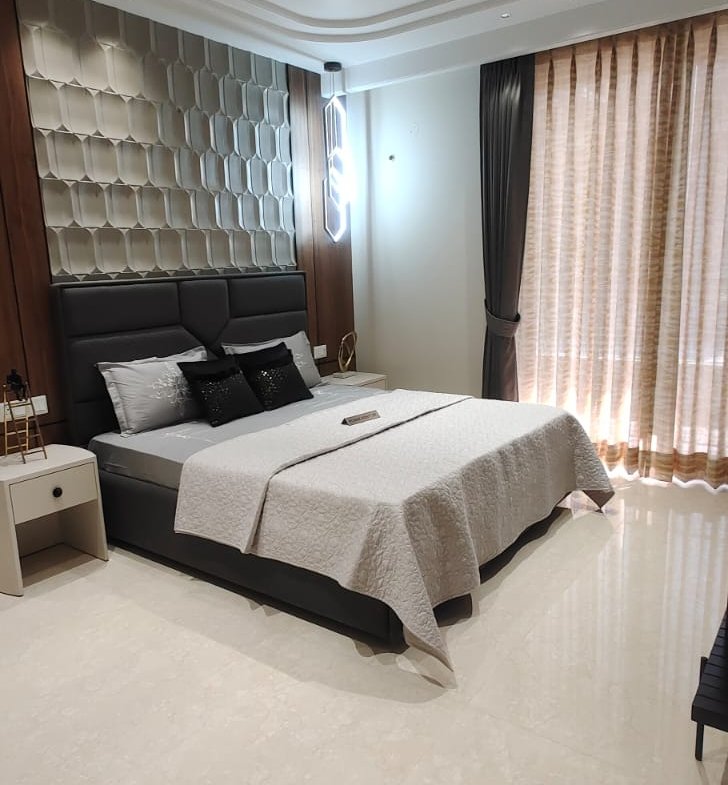 3 BHK Luxury Flat For Sale in PR 7 Airport Road [Ready To Move In]
