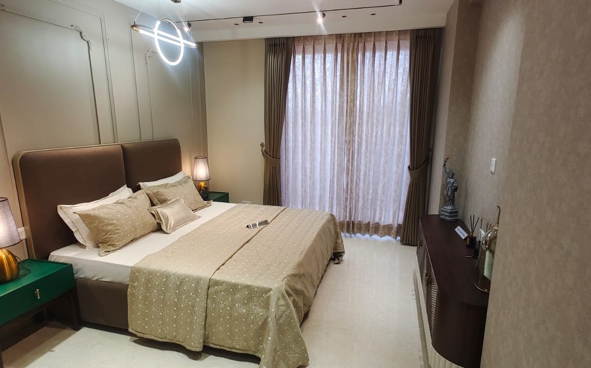 3 BHK Luxury Flat For Sale in PR 7 Airport Road [Ready To Move In]