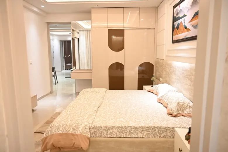 3 BHK Luxury Flat For Sale In Dyalpura Patiala Road , Zirakpur