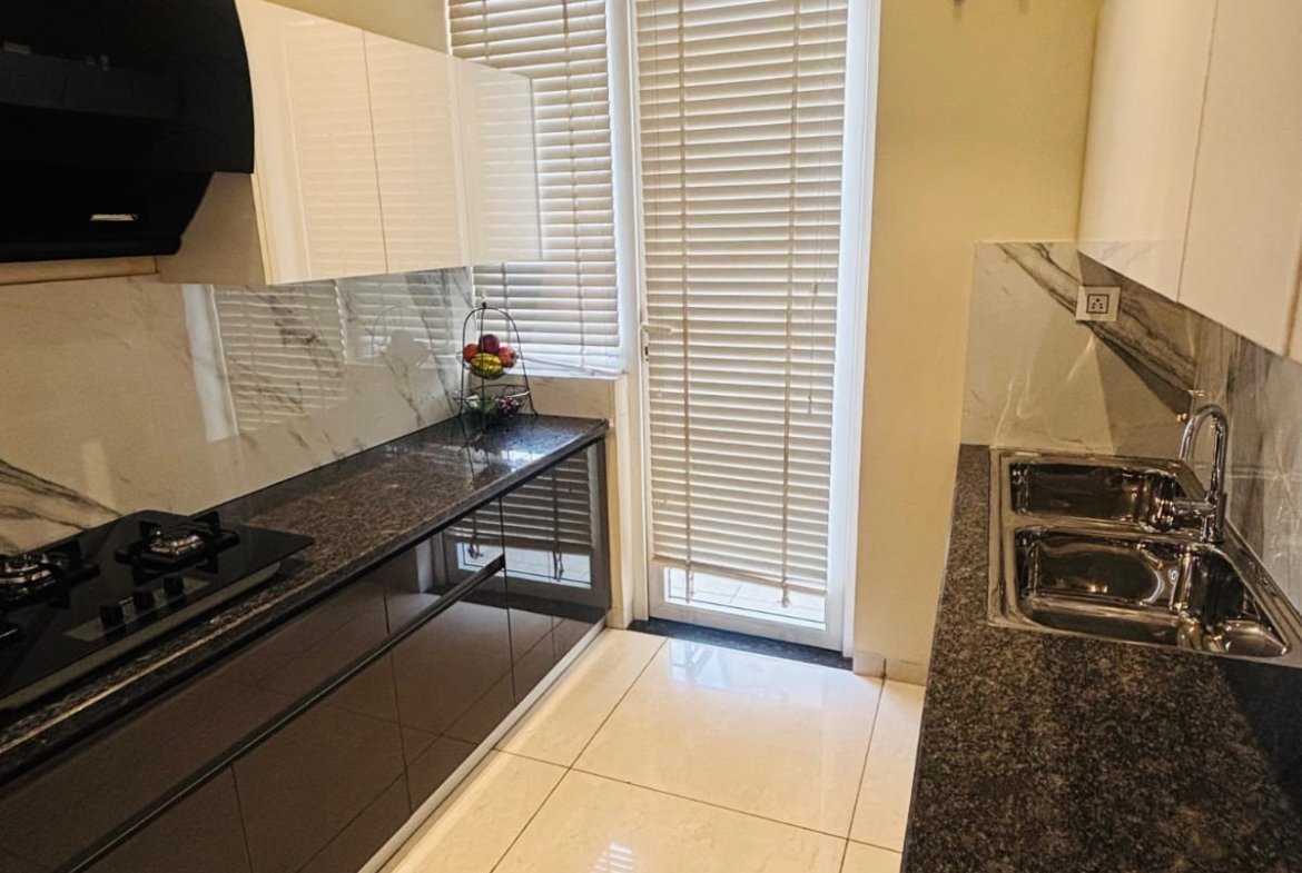 3 BHK Flat For Sale In Airport PR7 Road , Zirakpur