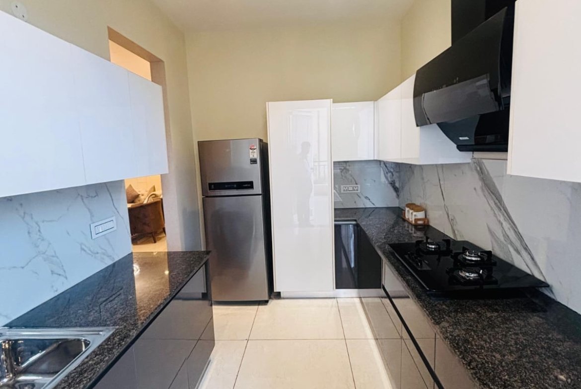 3 BHK Flat For Sale In Airport PR7 Road , Zirakpur