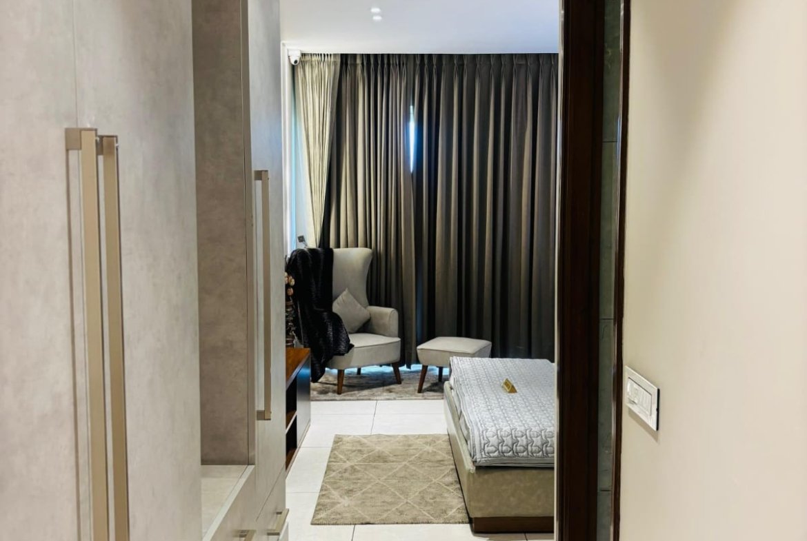 3 BHK Flat For Sale In Airport PR7 Road , Zirakpur