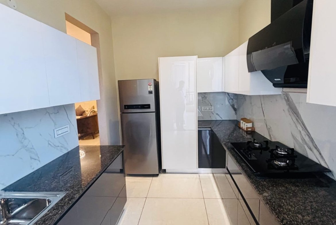 3 BHK Flat For Sale In Airport PR7 Road , Zirakpur