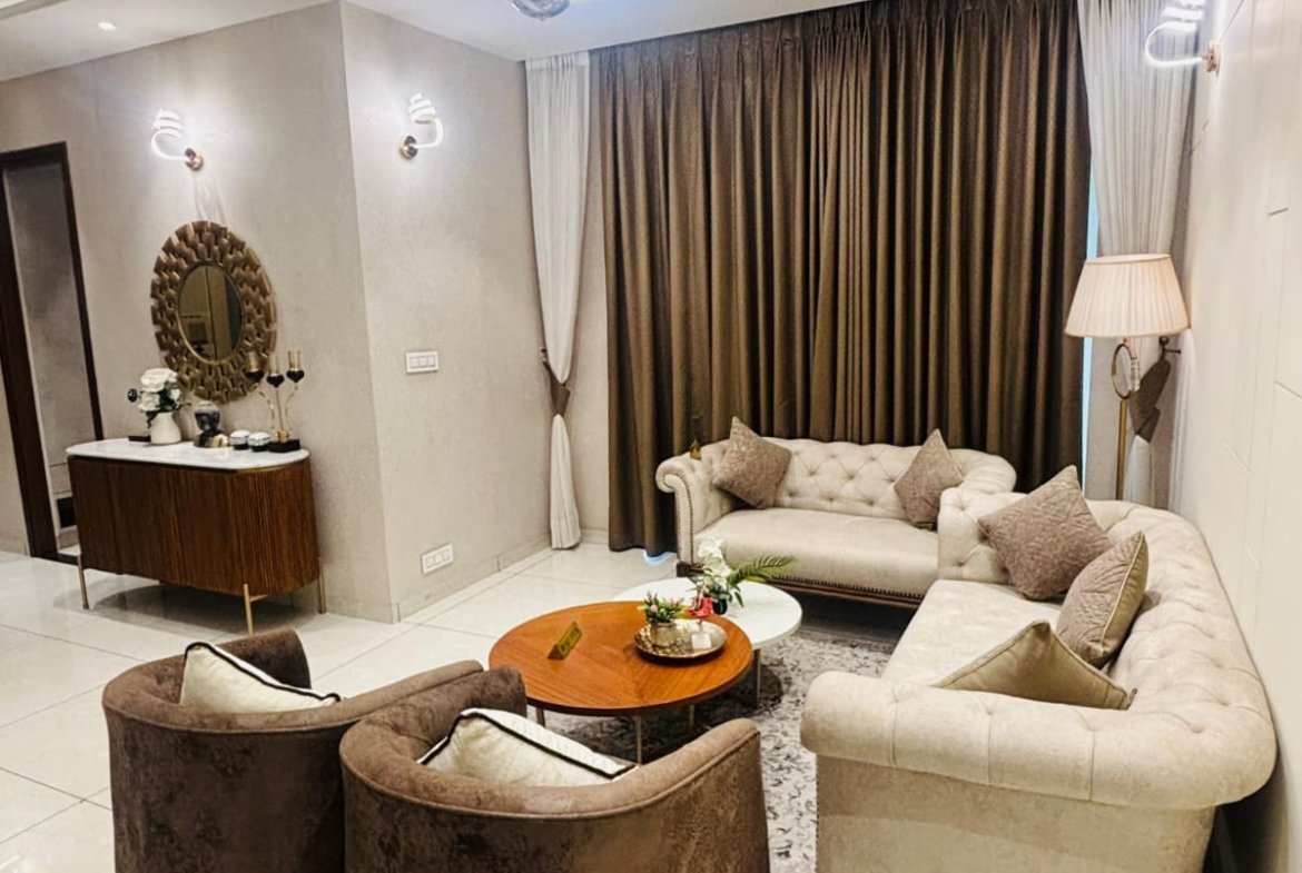 3 BHK Flat For Sale In Airport PR7 Road , Zirakpur