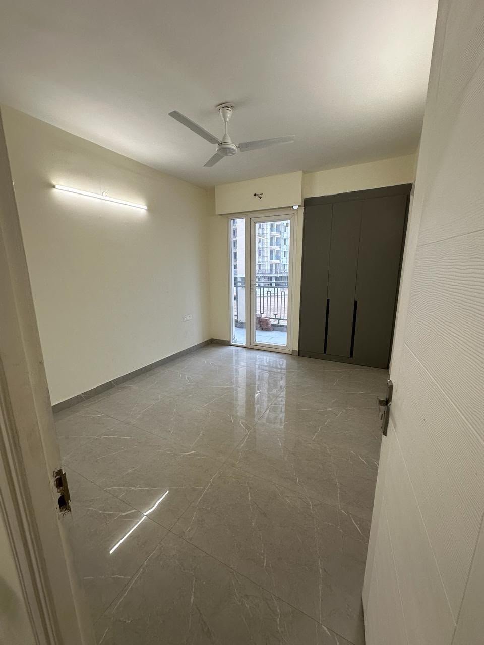 Premium 3 BHK Newly Built Flat For Sale In Prestige Towers SEC-117 Mohali