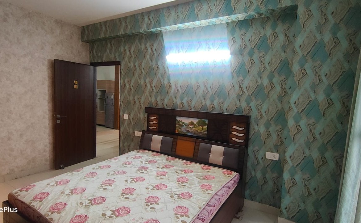 3+1 BHK Fully Luxury Flat For RENT In Green Lotus Utsav ,PR7 Road Zirakpur