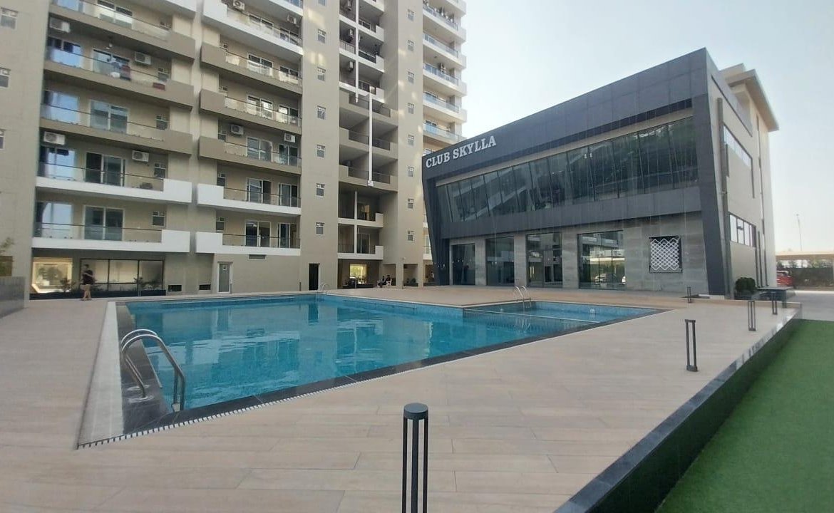 4+1 BHK Flat For Rent in UPTOWN SKYLLA pr7 Airport Road Zirakpur