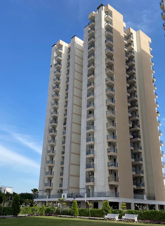 Premium 3 BHK Newly Built Flat For Sale In Prestige Towers SEC-117 Mohali